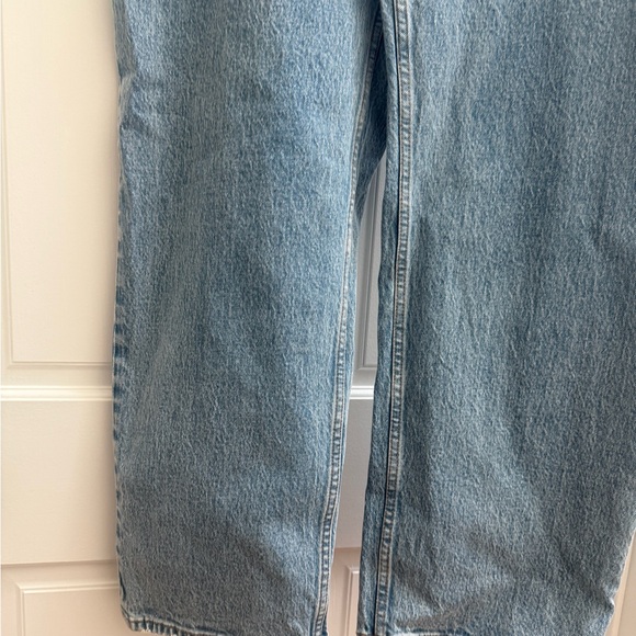 Abercrombie & Fitch '90s Straight Ultra High Rise Jeans - Picture 7 of 16